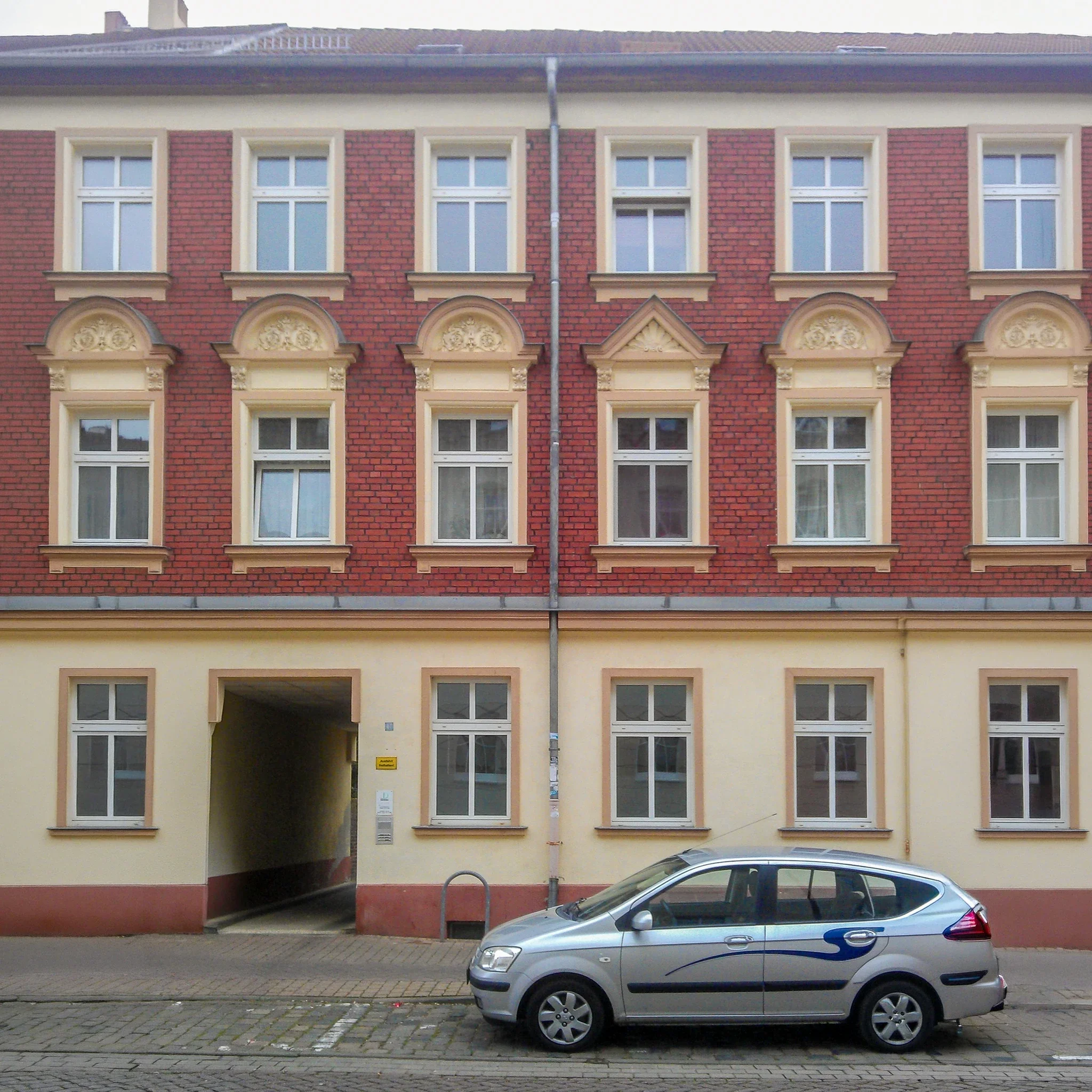 Reinickestraße 43 - Mehrfamilienhaus
